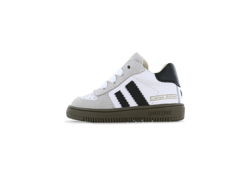 Shoesme beige wit zwarte sneaker met strepen