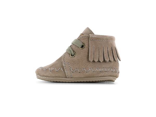 Shoesme taupe Baby-Proof schoentje met franjes
