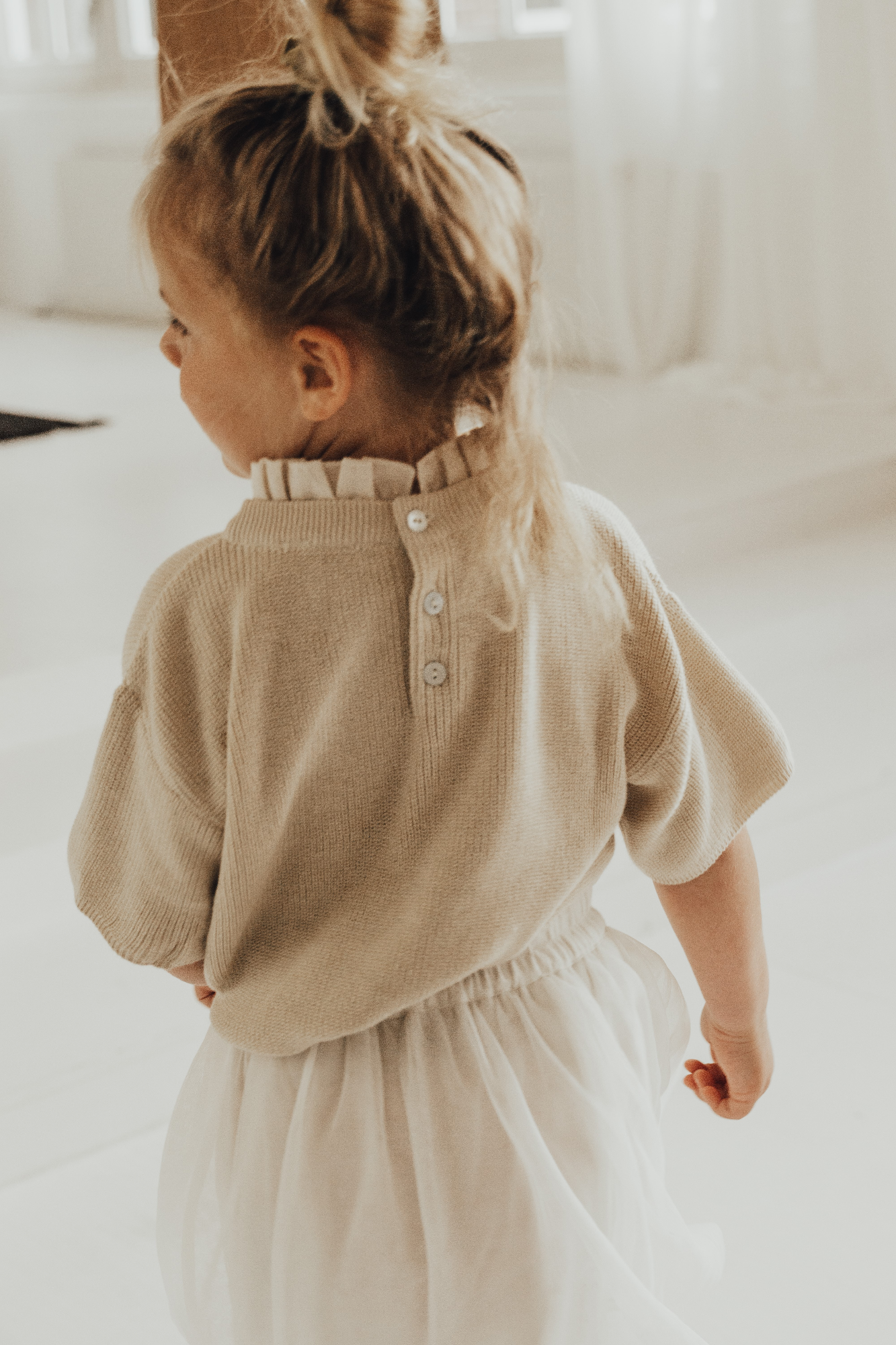 Baje Studio Blossom knit top sand - Bubbles & Bo