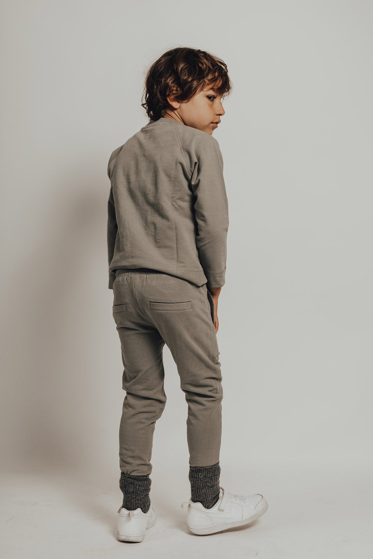 Baje Studio Casper pants green - Bubbles & Bo