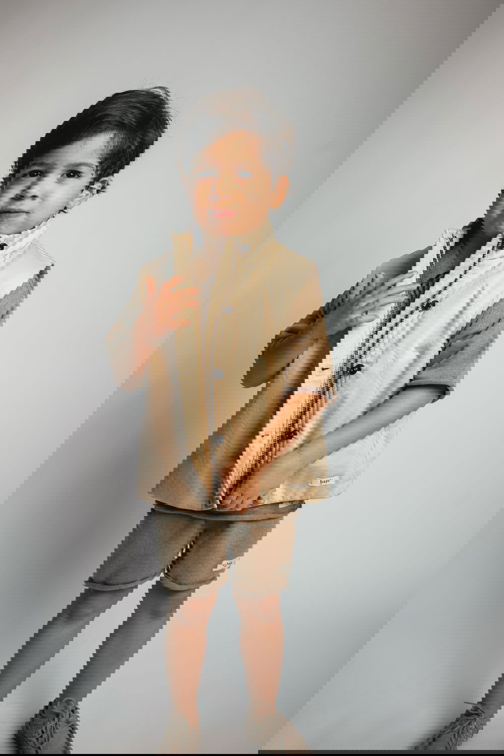 Baje Studio Ebor bodywarmer sand - Bubbles & Bo