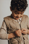 Baje Studio Harbour gilet sand - Bubbles & Bo