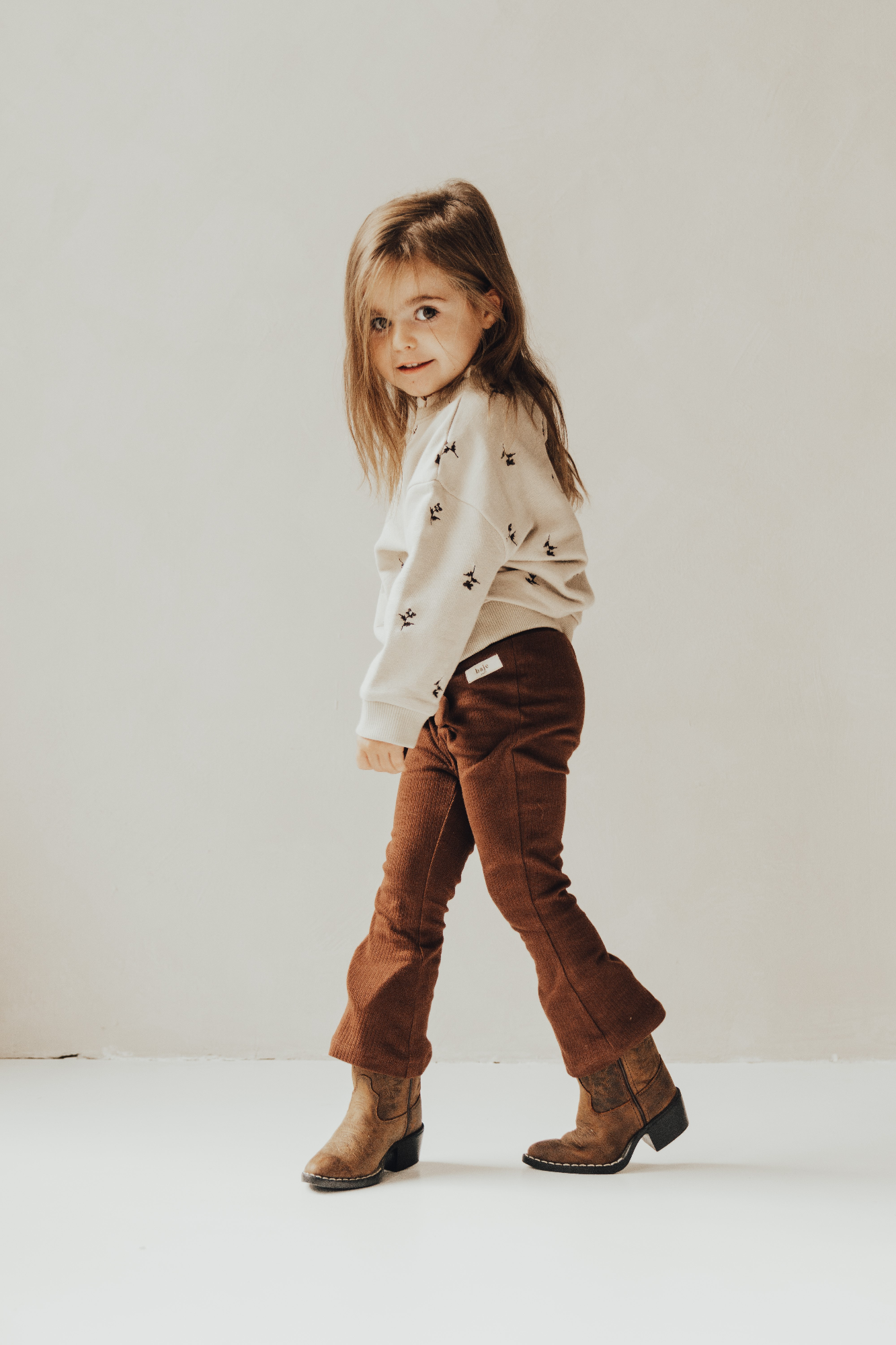 Baje Studio Jolla rib legging brown - Bubbles & Bo