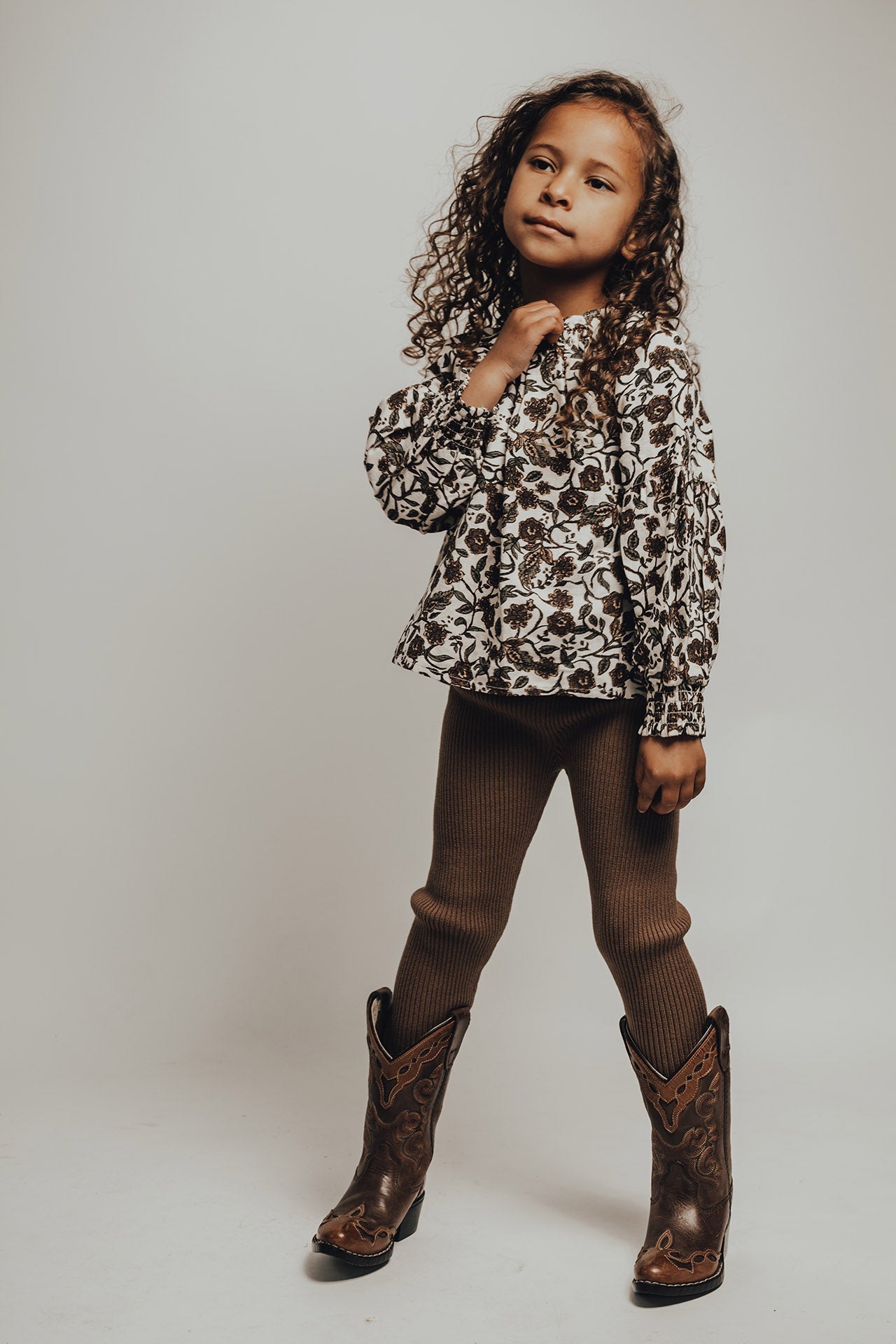 Baje Studio Monson AOP bls - Bubbles & Bo