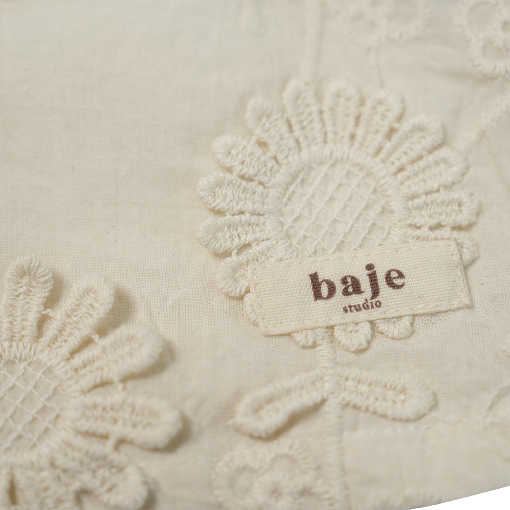 Baje Studio Neale blouse creme - Bubbles & Bo