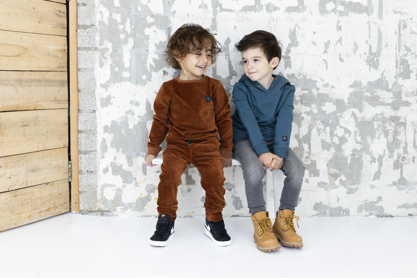 Daily7 Crewneck Corduroy - Bubbles & Bo