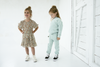Daily 7 DRESS PLISSE PANTER - Bubbles & Bo
