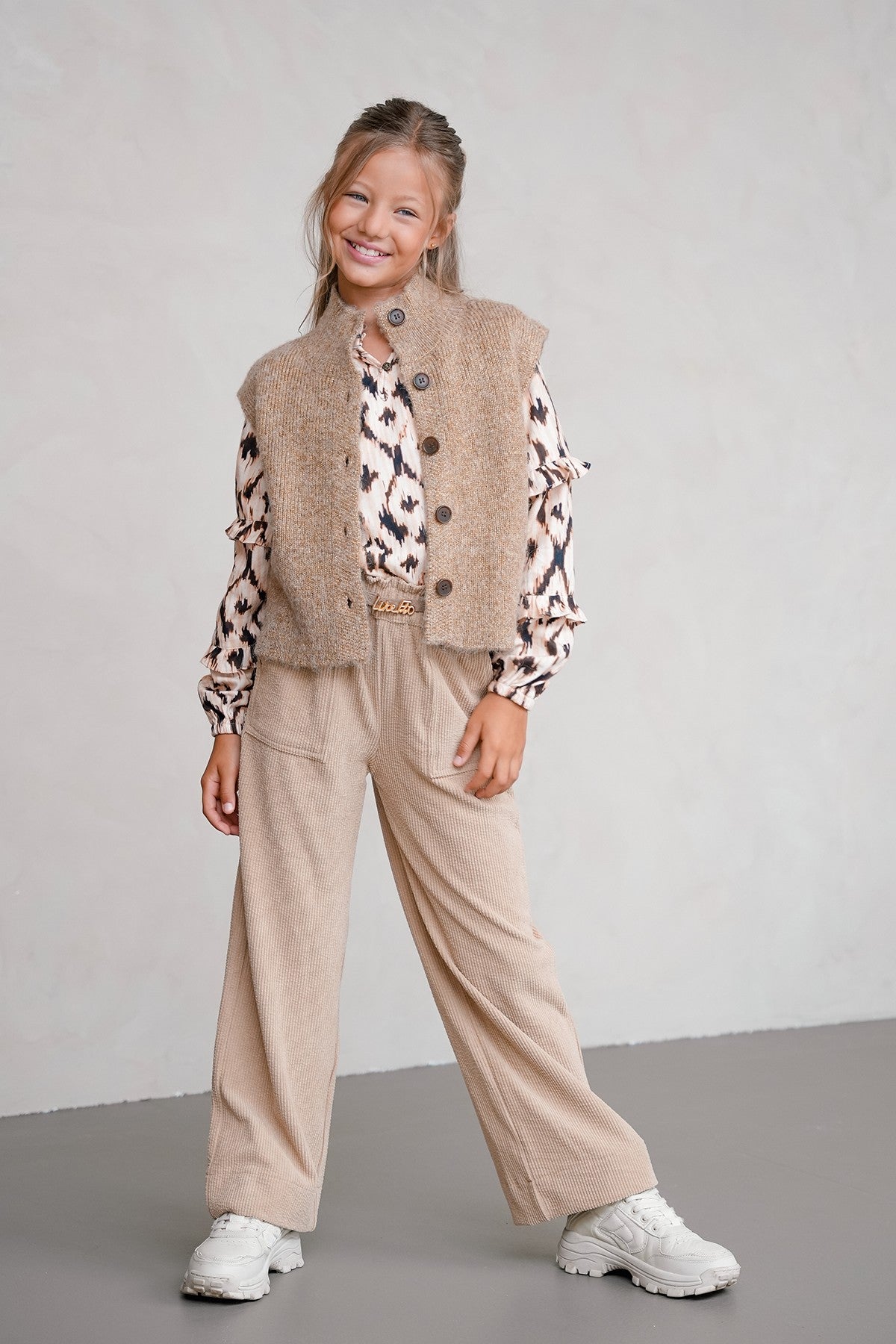 Like Flo Finn corduroy wide leg pants with beltloops