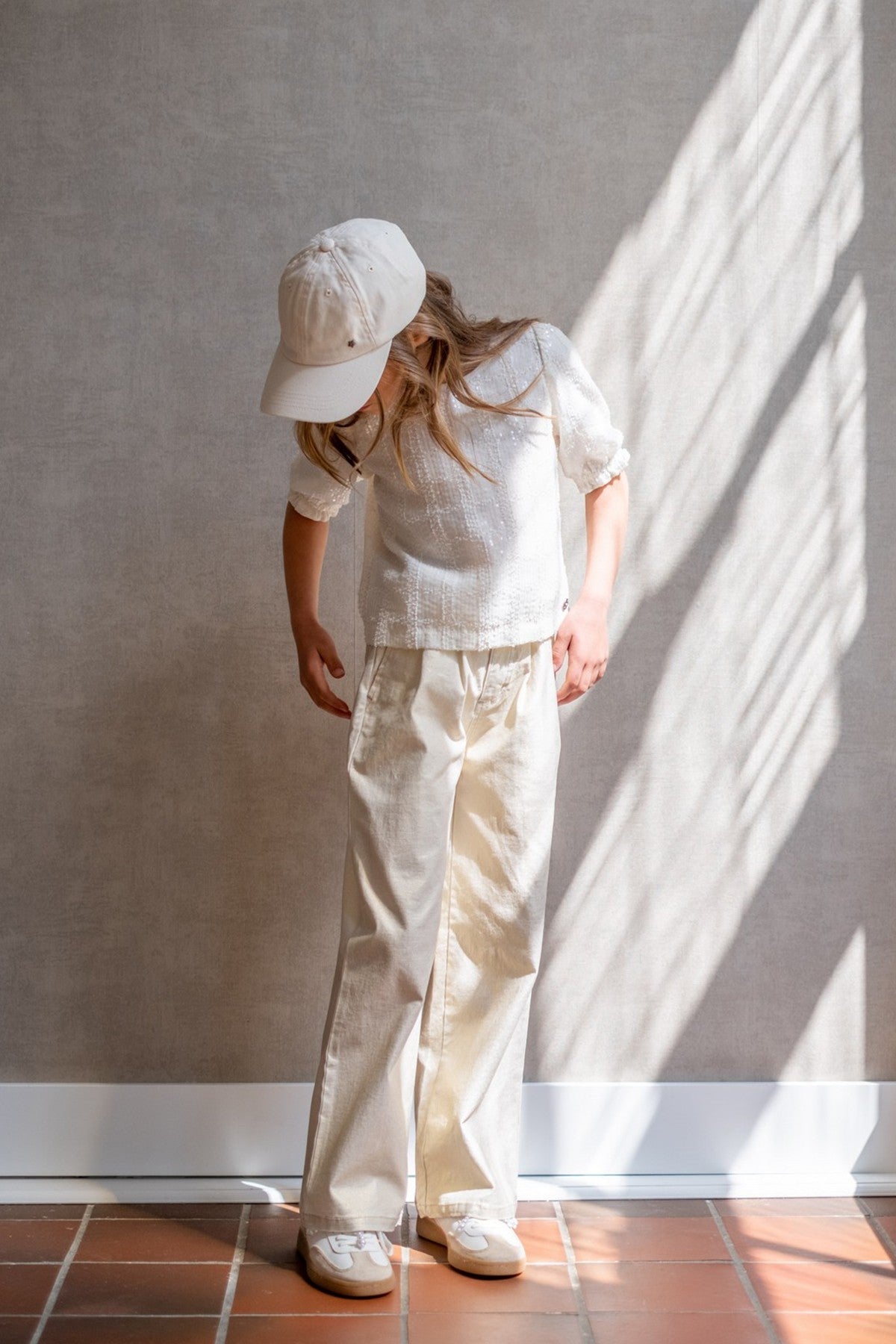 Meisjes Fyke coated denim pants van Like Flo in de kleur Soft gold in maat 140.