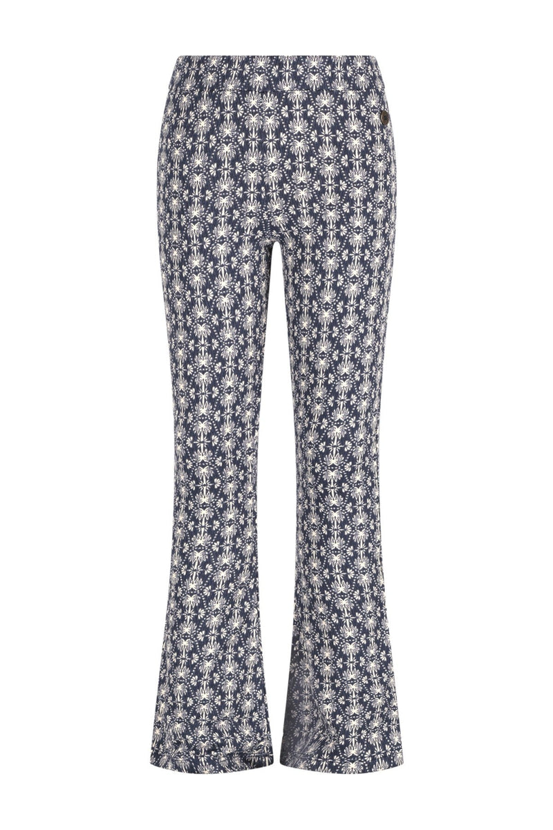 Meisjes Floor AOP structure flared pants van Like Flo in de kleur Palm in maat 140.