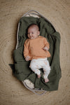 Jongens Longsleeve GEORGE van Levv Newborn in de kleur Soft Orange in maat 68.