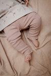 Meisjes Pants GUEL van Levv Newborn in de kleur Mauve in maat 68.
