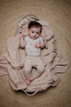 Meisjes Pants GWIJDE van  in de kleur AOP Sand Flower in maat 68.