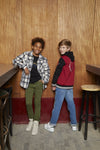 Jongens Worker Robin Wide Straight Fit van Indian Blue Jeans in de kleur Medium Denim in maat 176.