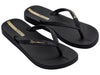 Meisjes Ipanema Anatomic Lolita van Ipanema in de kleur Black in maat 41-42.