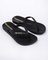 Meisjes Ipanema Anatomic Lolita van Ipanema in de kleur Black in maat 41-42.