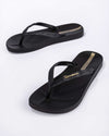 Meisjes Ipanema Anatomic Lolita van Ipanema in de kleur Black in maat 41-42.