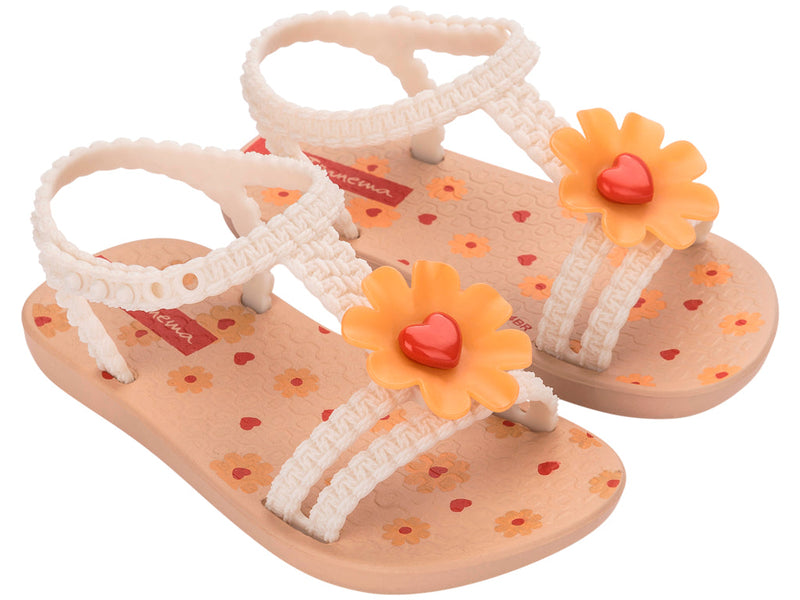 Meisjes Ipanema Daisy Baby van Ipanema in de kleur Beige in maat 27-28.