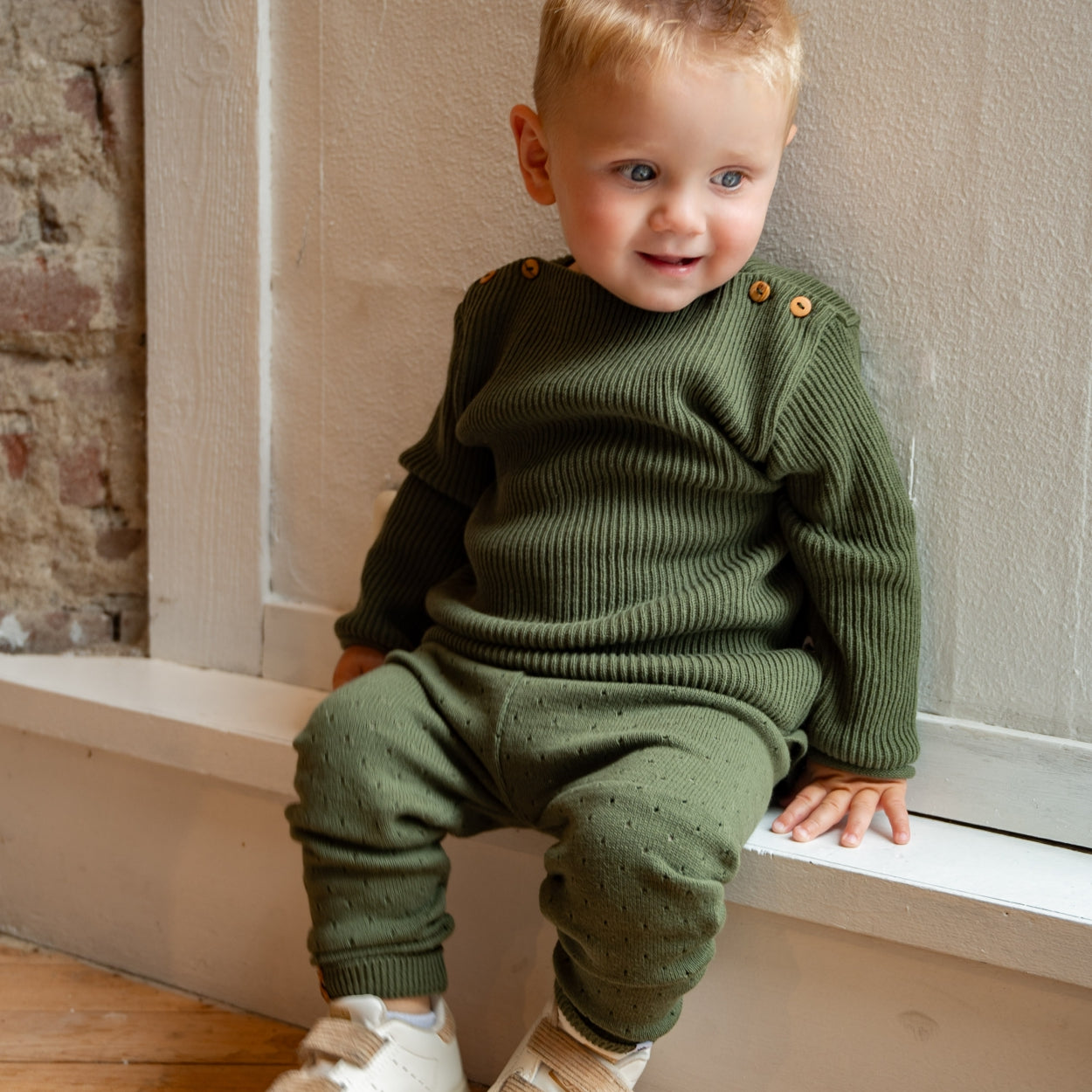 Jongens Knit Sweater van Klein Baby in de kleur Beetle in maat 74.