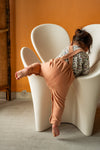 Meisjes Playsuit Ruffle van Klein Baby in de kleur Dusty Coral in maat 74.