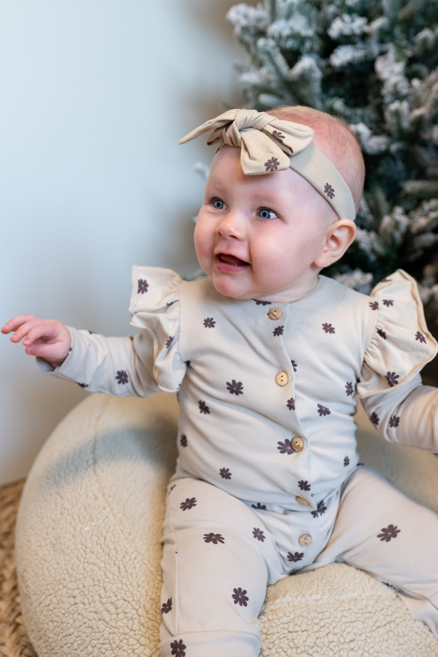 Meisjes Jumpsuit Ruffle van Klein Baby in de kleur AOP Flower in maat 68.