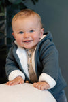 Jongens Jacket Knitted van Klein Baby in de kleur Blue-Grey in maat 74.