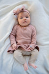 Meisjes Legging van Klein Baby in de kleur Oxford Tan Beige in maat 74.
