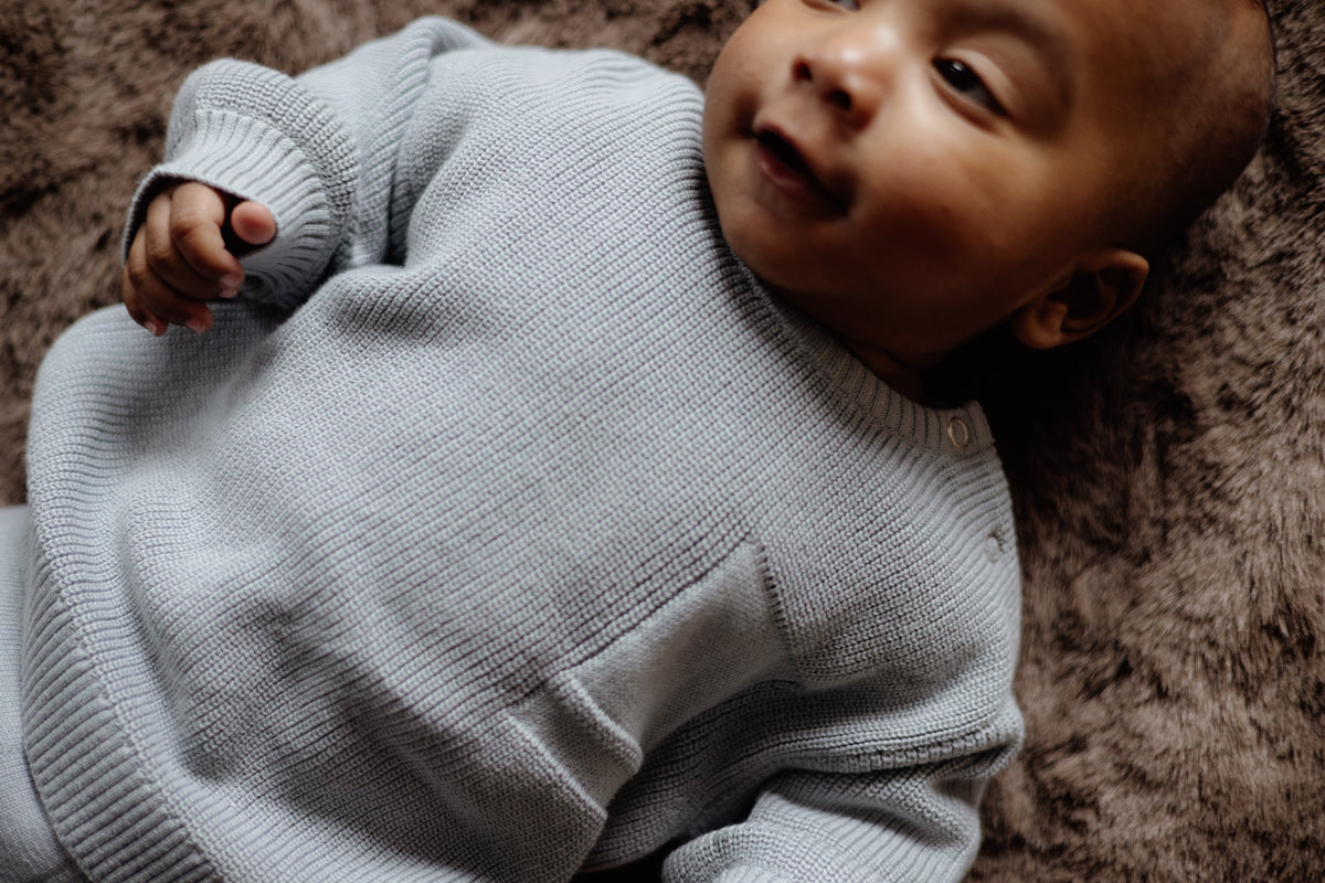 Jongens Sweater LEVI van Levv Newborn in de kleur Blue Grey in maat 74.