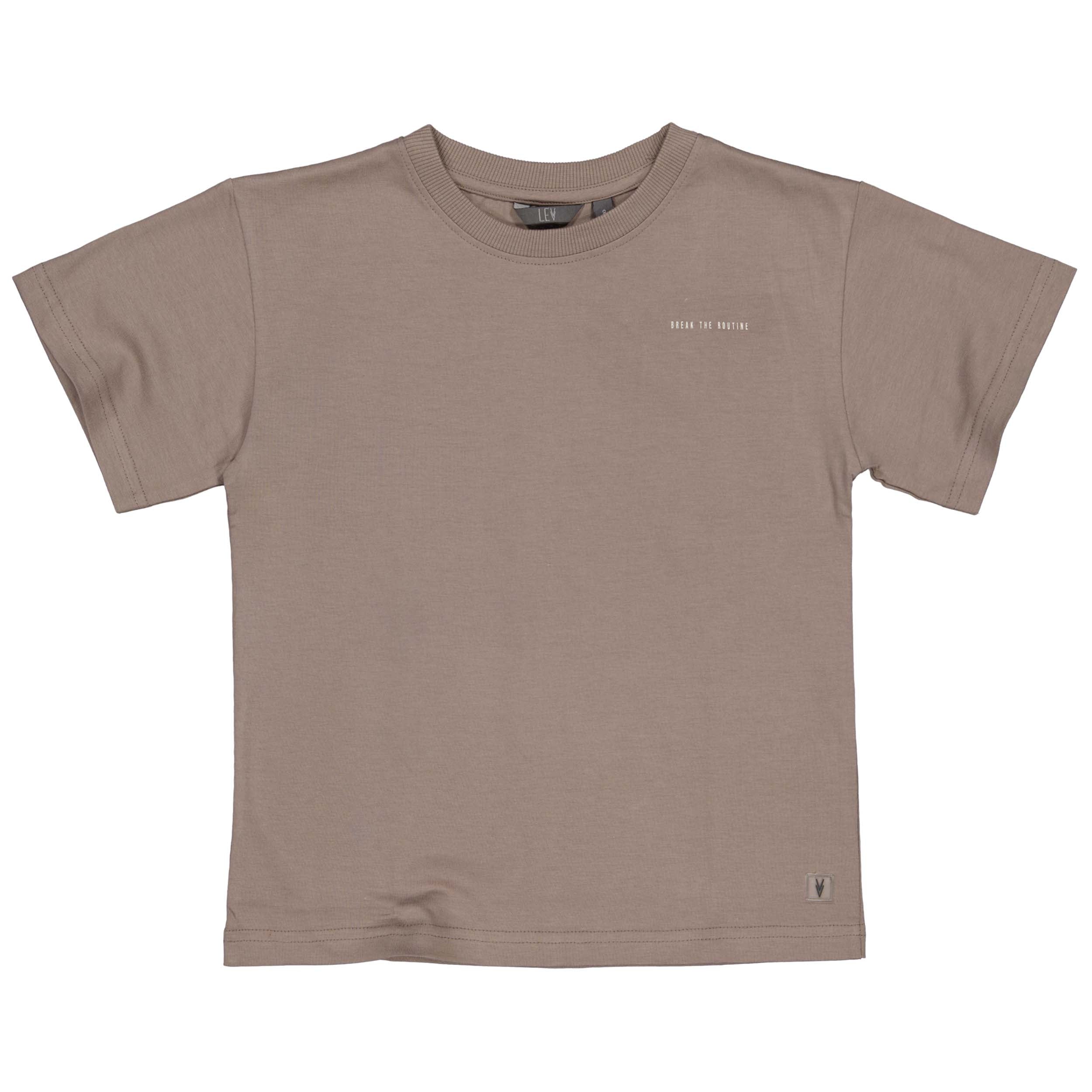 Jongens SHIRT SERGE van Little Levv in de kleur Taupe in maat 128.