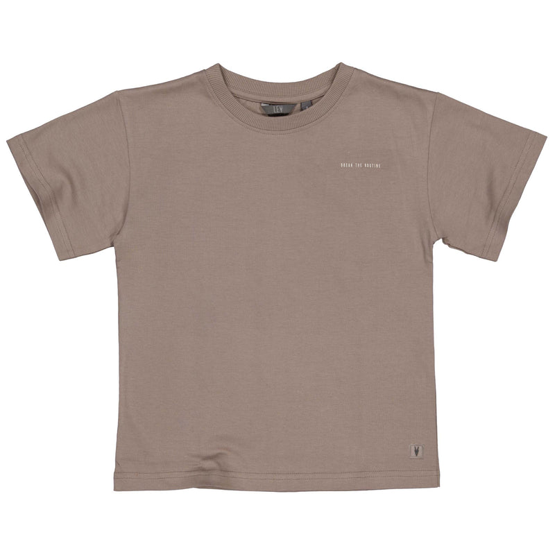 Jongens SHIRT SERGE van Little Levv in de kleur Taupe in maat 128.