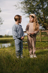 Jongens PANTS SYKE van Little Levv in de kleur Mid Blue in maat 128.