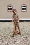 Jongens PANTS SICO van Little Levv in de kleur Khaki Green in maat 128.
