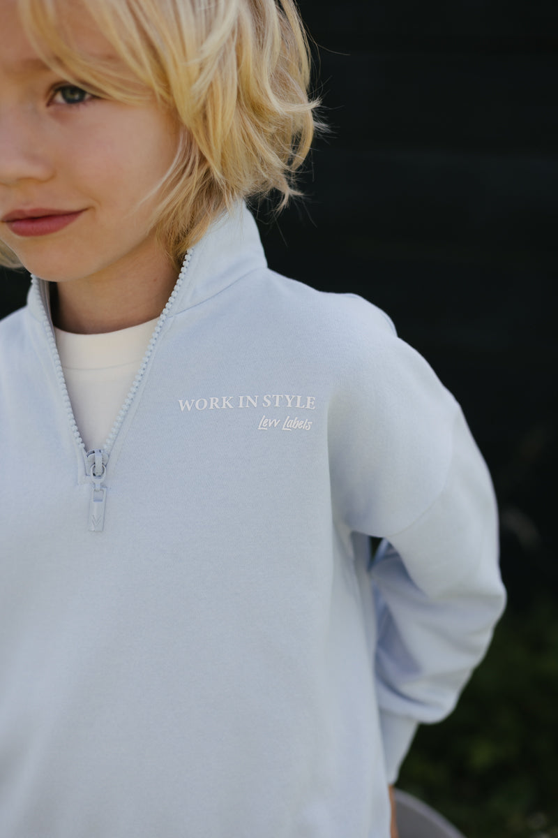 Jongens Sweater Zip BOANN van Little Levv in de kleur Vintage Blue in maat 128.