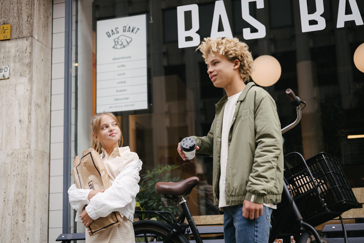 Jongens Jacket BOWEN van Little Levv in de kleur Dark Green in maat 128.