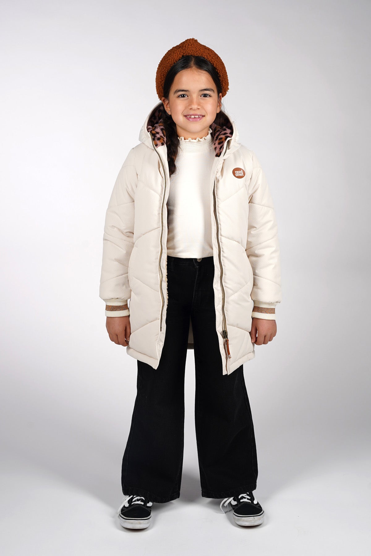 Meisjes JAIRA dull quilted parka van Moodstreet in de kleur Winter White in maat 146-152.