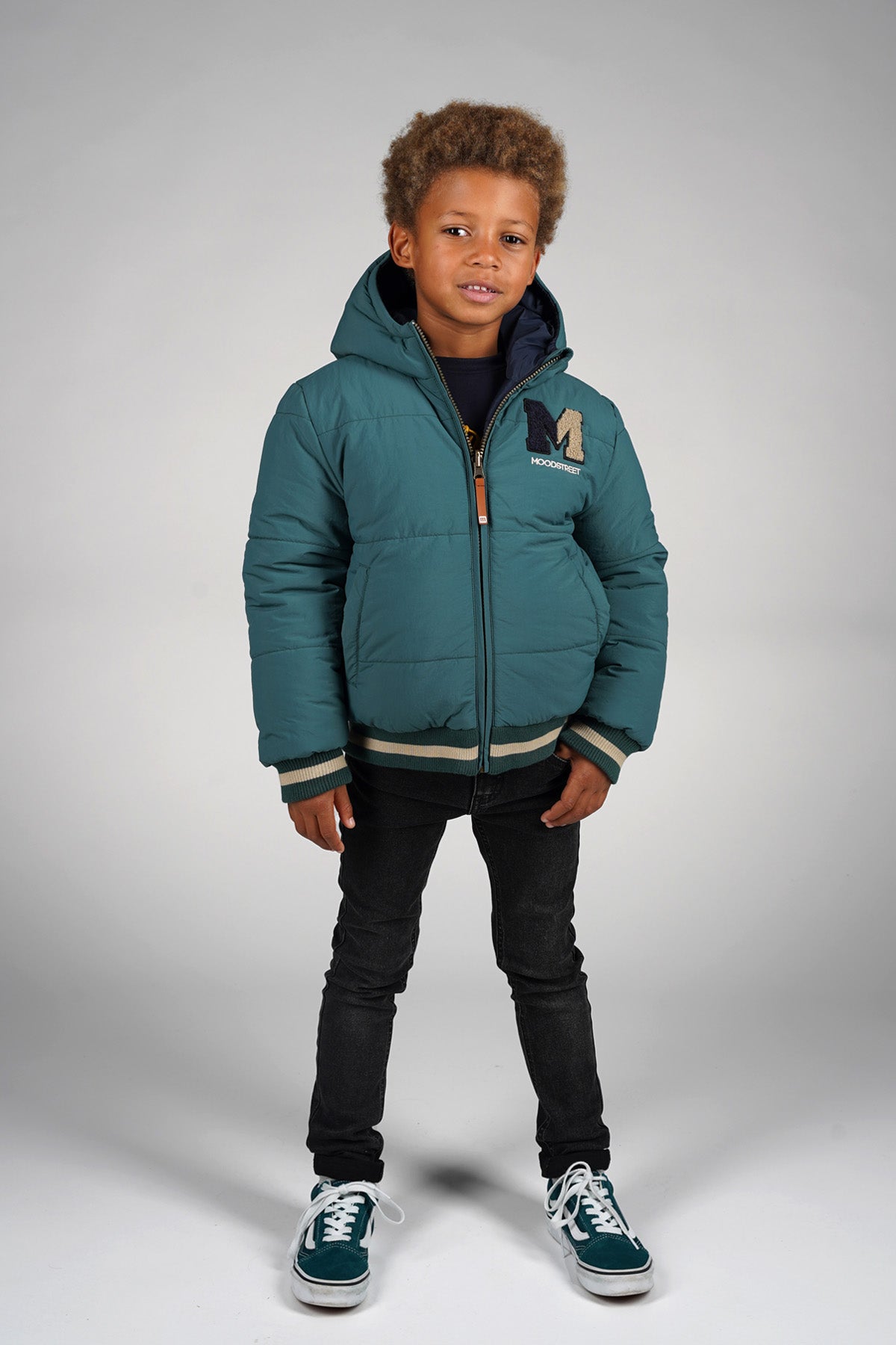 Jongens JAMIE reversible jacket van Moodstreet in de kleur Rainforest in maat 146-152.