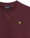 Jongens Crew Neck Sweatshirt van Lyle & Scott in de kleur Z562 Burgundy in maat 170-176.