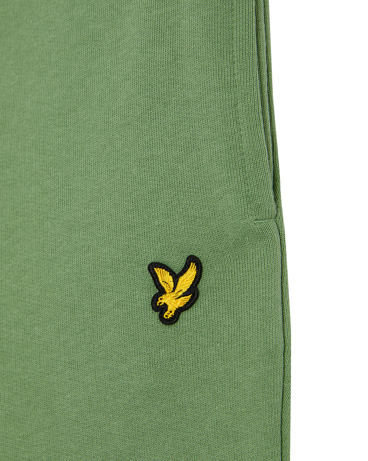 Jongens Sweat Short van Lyle & Scott in de kleur X576 Smoke Green in maat 170-176.