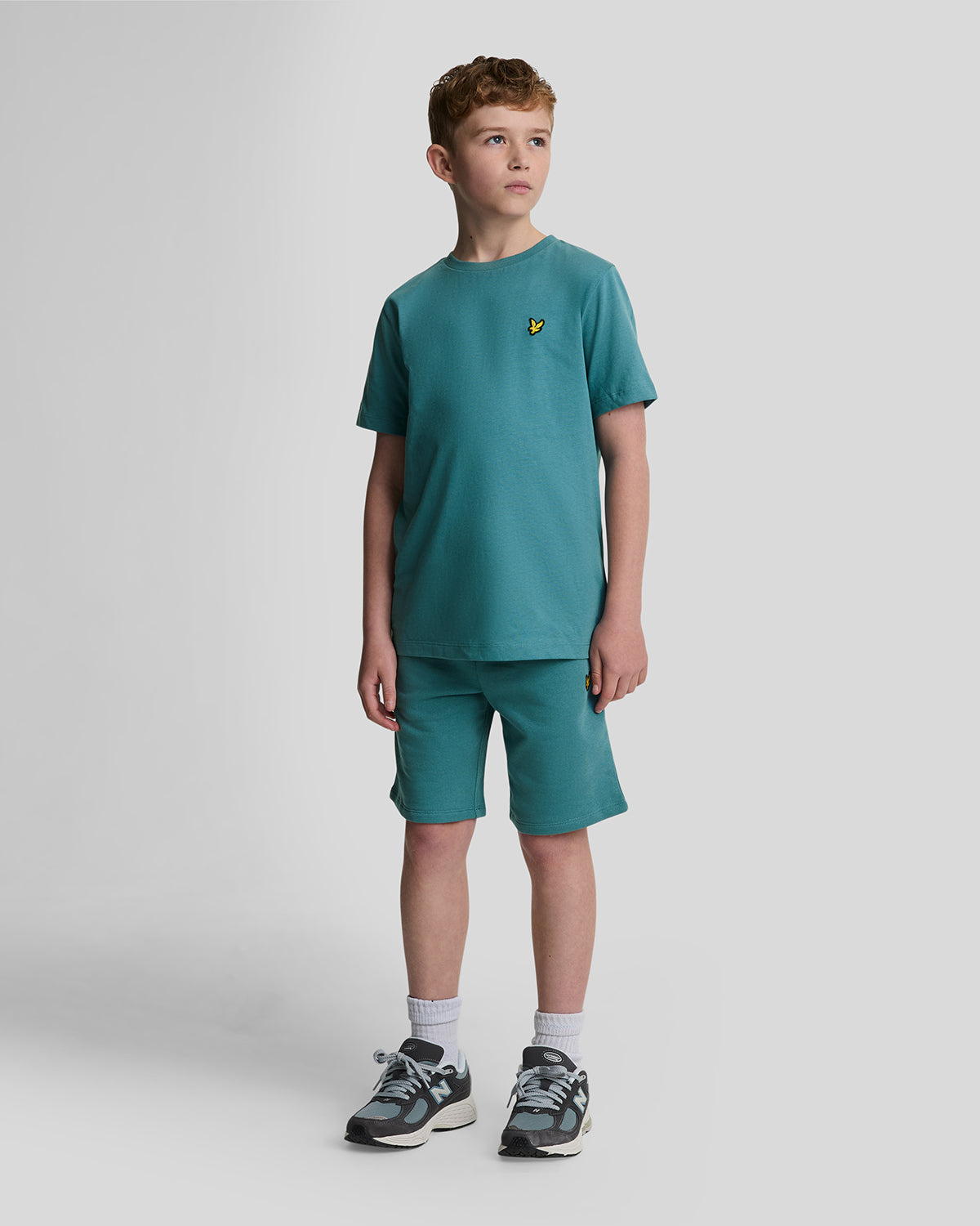 Jongens Sweat Short van Lyle & Scott in de kleur X579 Blue Storm in maat 170-176.