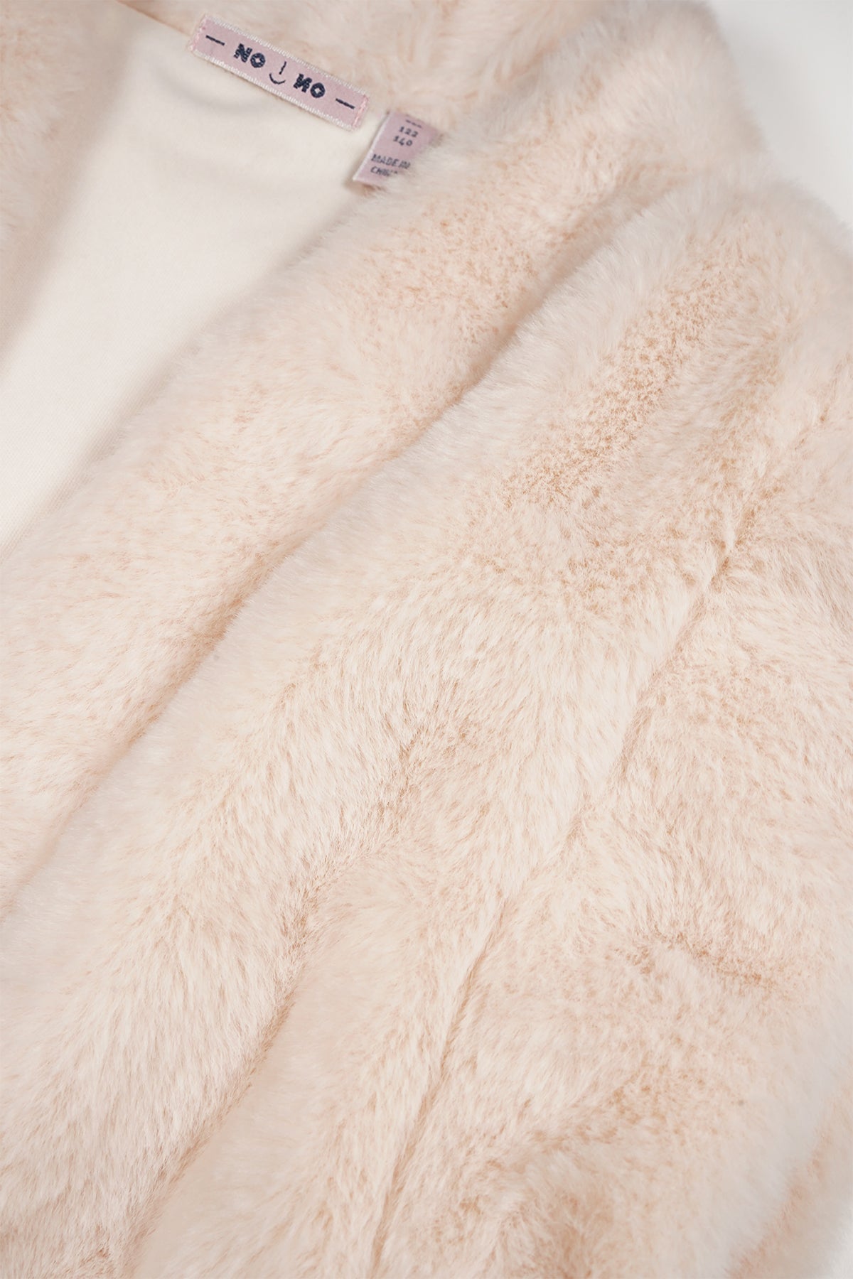 Meisjes Kila Soft Fur gilette van NoNo in de kleur Pearled Ivory in maat 122-140.