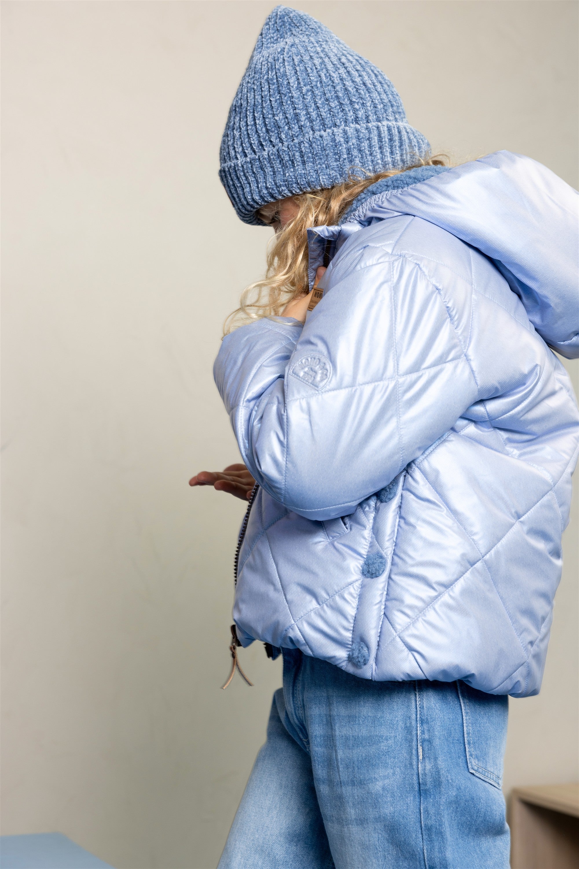 Meisjes Button Hooded Short Winter Jacket van NoNo in de kleur Vintage Denim in maat 134-140.