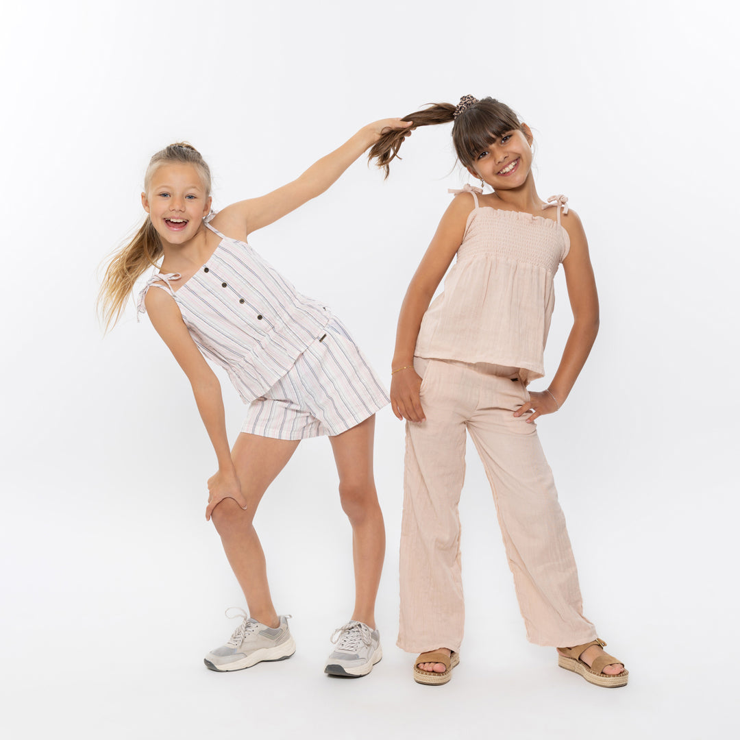 Meisjes Shorts, regular van No Way Monday in de kleur Off white in maat 164.