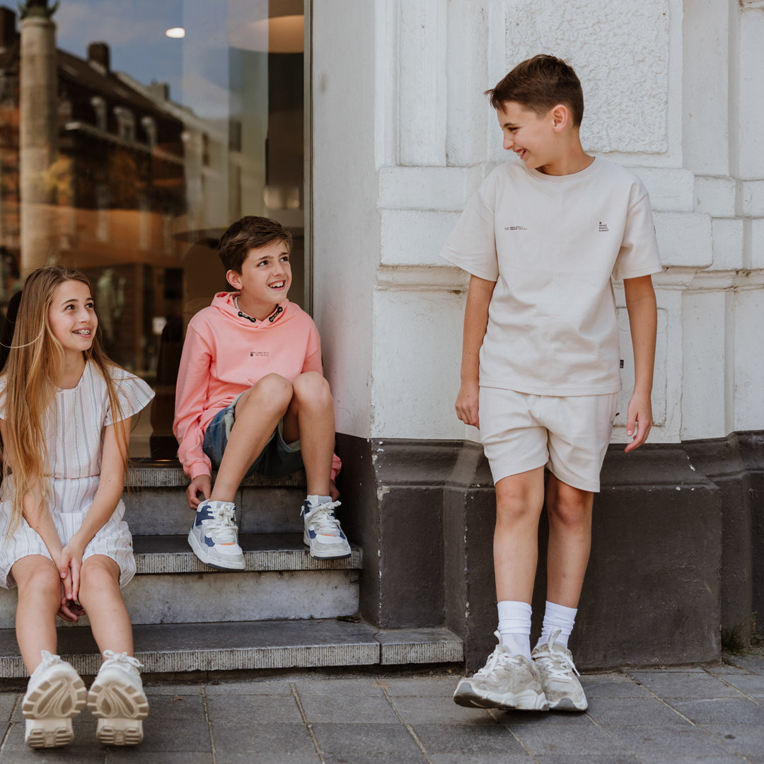 Jongens 2 pc set, loose fit, T-shirt, Jogging shorts van No Way Monday in de kleur Light grey in maat 164.