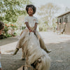 Meisjes T-shirt, loose fit van Koko Noko in de kleur Off white in maat 128.