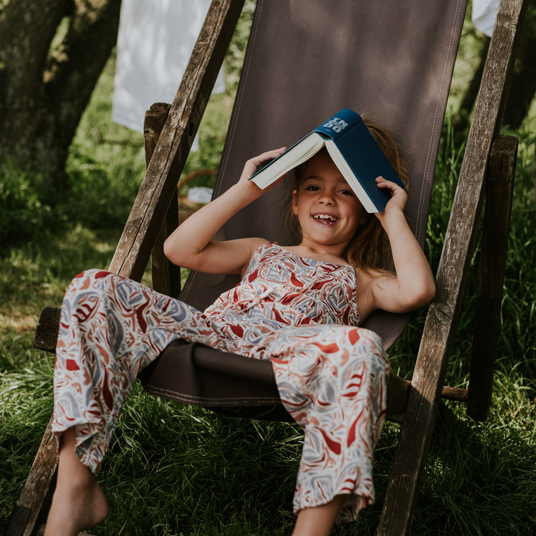 Meisjes Jumpsuit sleeveless, wide leg van Koko Noko in de kleur Brique in maat 128.