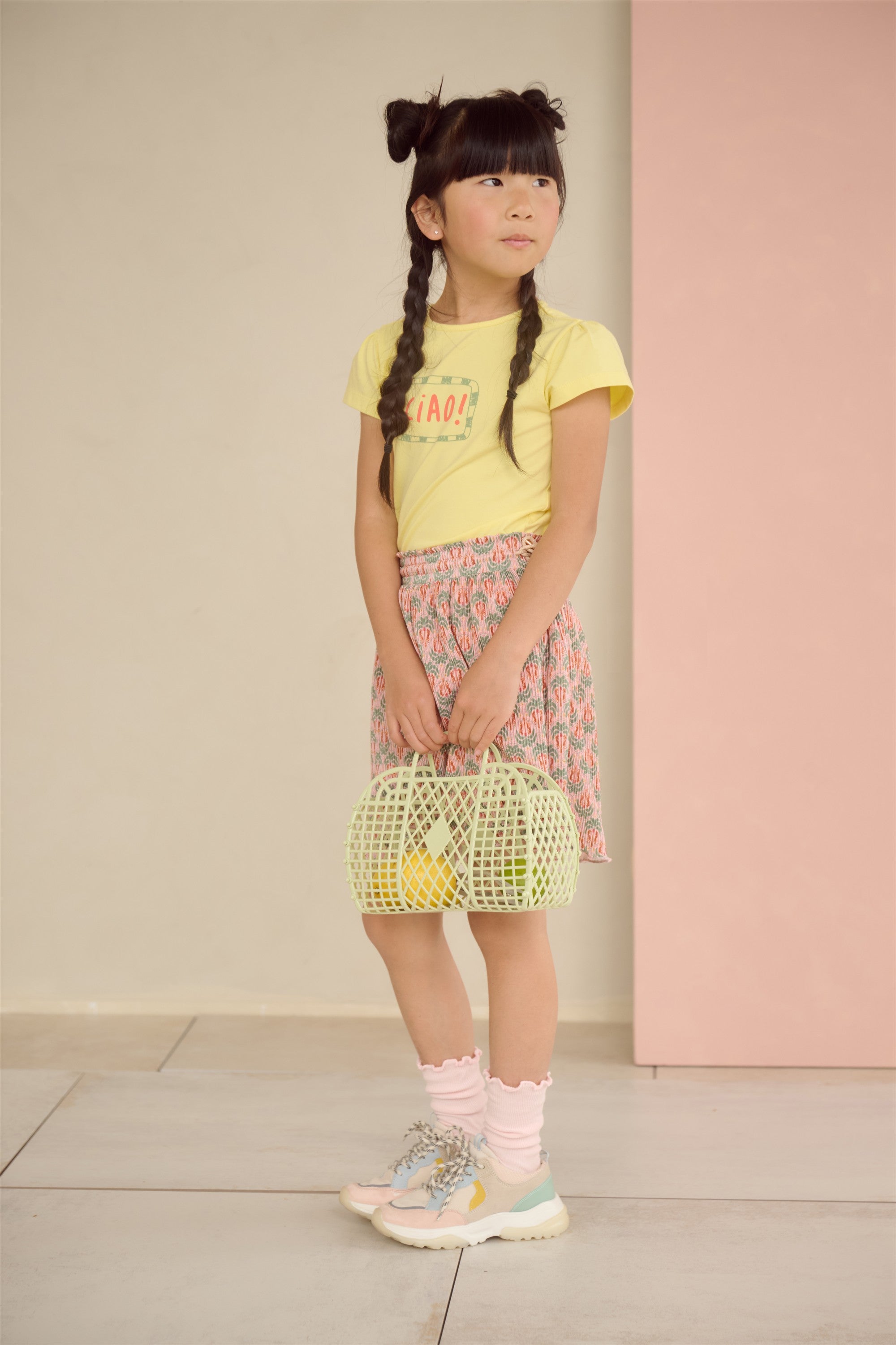Meisjes Norah Printed Plisse Skirt van NoNo in de kleur Sage Green in maat 134-140.