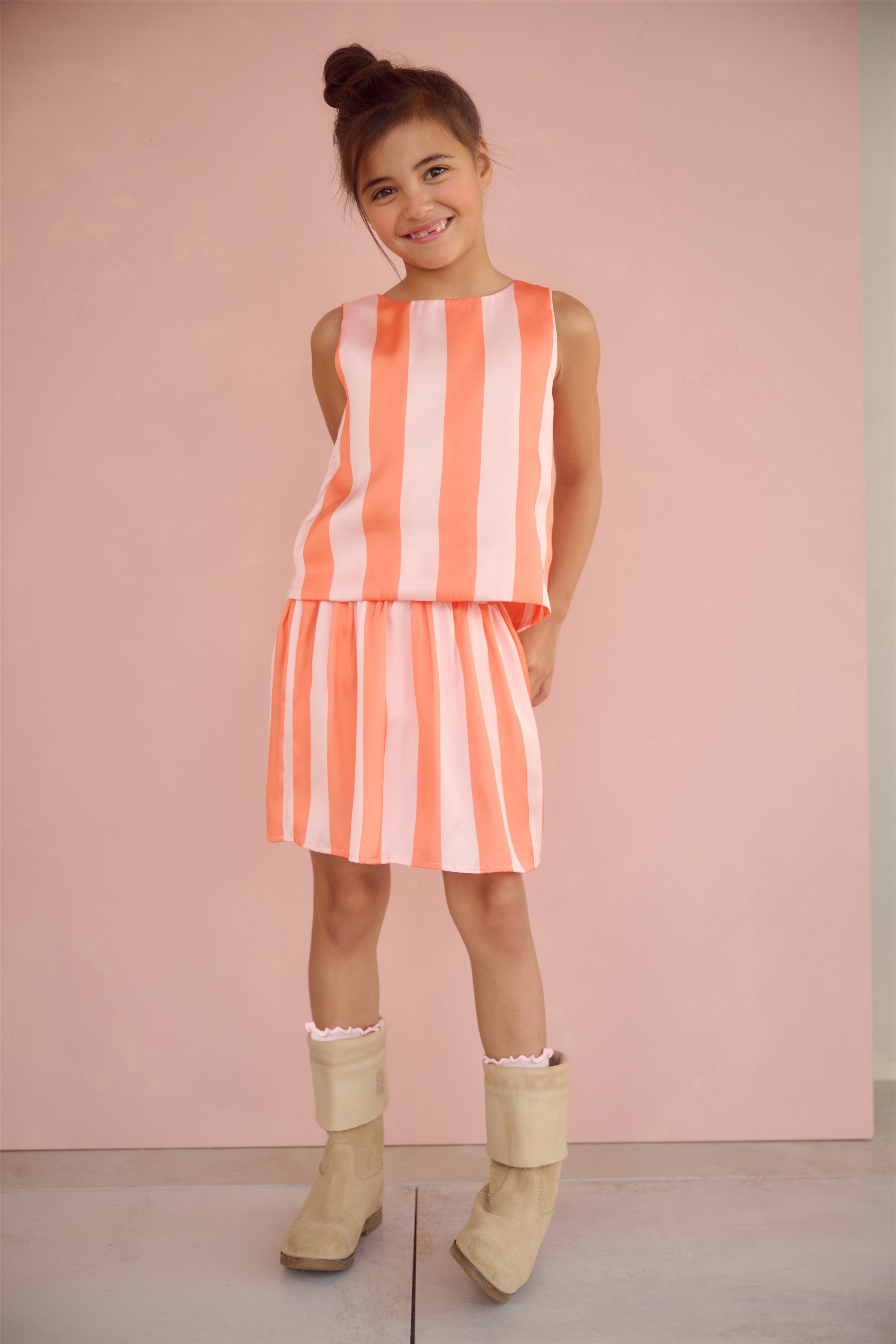 Meisjes Ninu Satin Blok Striped Skirt van NoNo in de kleur Juicy Orange in maat 134-140.