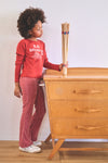 Meisjes Sady AOP Flared Velvet Jersey Pants van NoNo in de kleur Sunset Pink in maat 134-140.