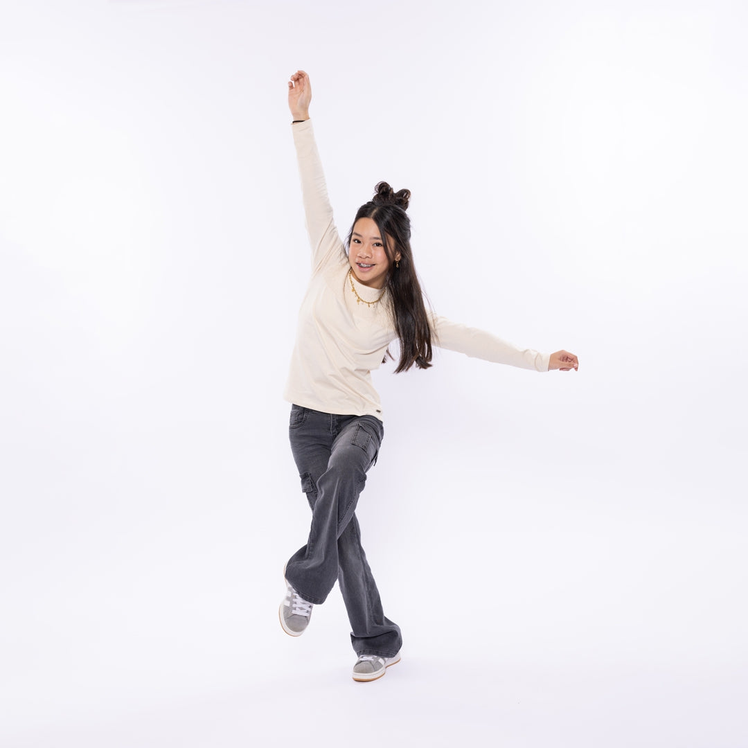 Meisjes T-shirt ls van No Way Monday in de kleur  Off white in maat 164.