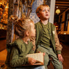 Jongens Cardigan baseball van Koko Noko in de kleur Army green in maat 128.